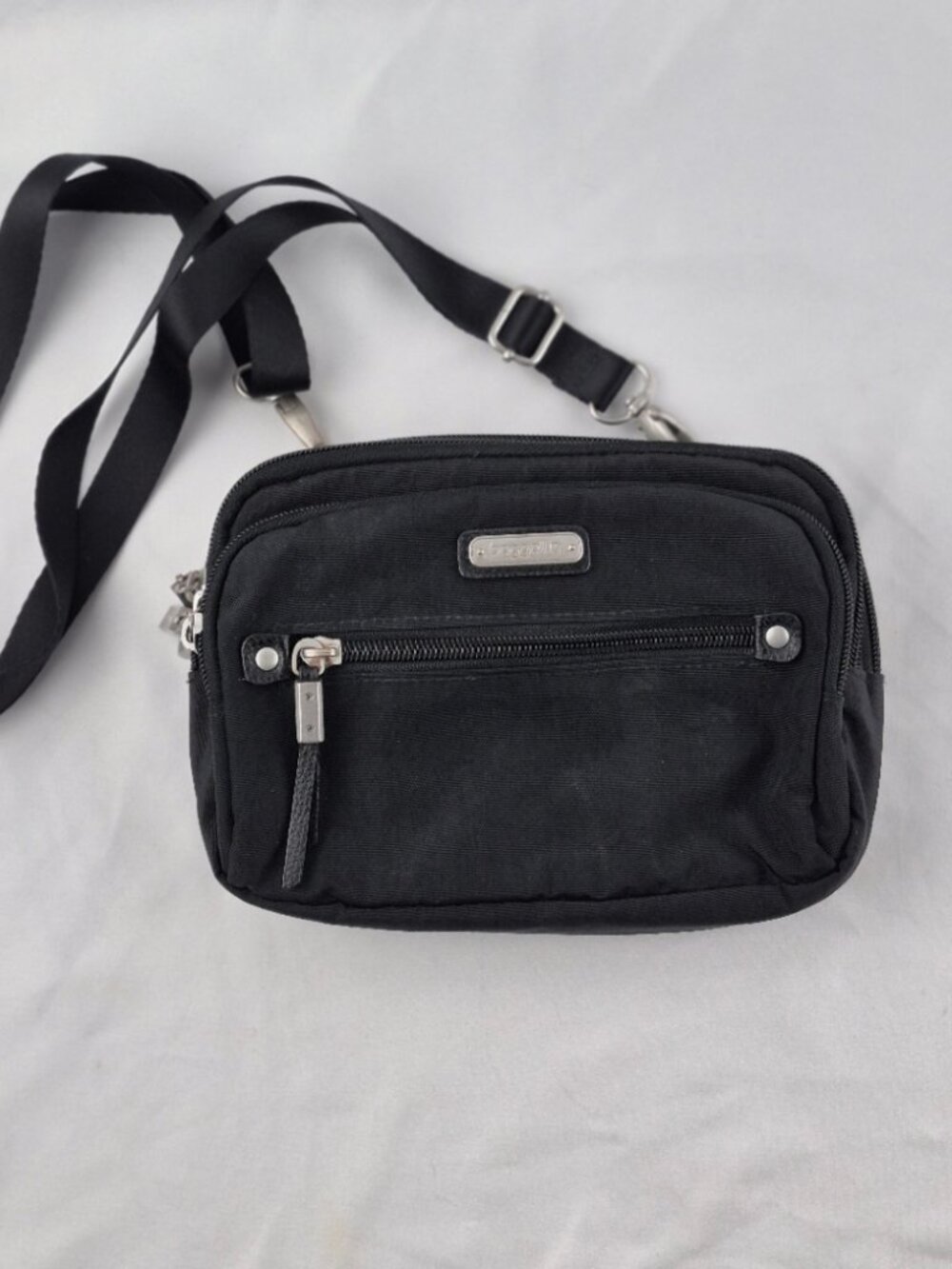 Baggallini RFID Time Zone Bag Black Compact Corssbody Belt Bag